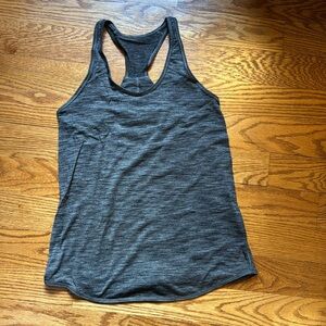 EUC - Lululemon tank. Size small.